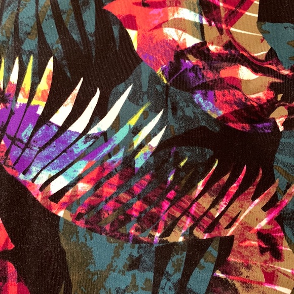 PINK Victoria’s Secret XS Capri Leggings - Picture 3 of 9